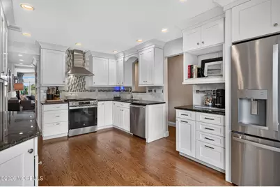 9 Bridgewaters Drive #8, Oceanport, NJ 07757 - Photo 32