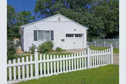 1001 Lynn Avenue, Point Pleasant, NJ 08742 - Photo 2