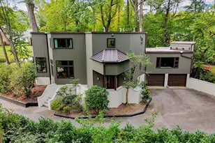 2 Fox Hunt Rd, Holmdel, NJ 07733 - Photo 2