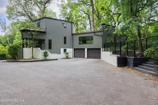 2 Fox Hunt Rd, Holmdel, NJ 07733 - Photo 4