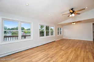 14 Wyckoff St, Matawan, NJ 07747 - Photo 32