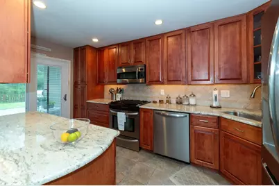 75 Boulevard W, Keyport, NJ 07735 - Photo 8