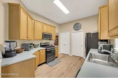 19 Goldenedge Way, Lakewood, NJ 08701 - Photo 14