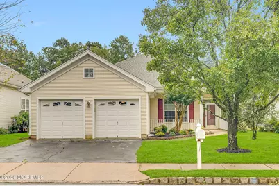 19 Goldenedge Way, Lakewood, NJ 08701 - Photo 2