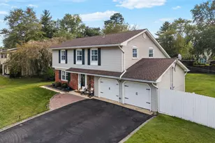 47 Old Bridge Dr, Howell Township, NJ 07731 - Photo 4