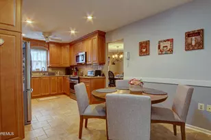7 Hampton Dr, Marlboro Township, NJ 07746 - Photo 12