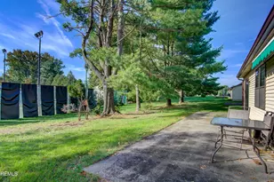 7 Hampton Dr, Marlboro Township, NJ 07746 - Photo 6