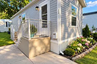28 Sams Mobile Home Ct, Hazlet Township, NJ 07730 - Photo 1