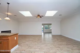 943 Jennifer Ln, Manahawkin, NJ 08050 - Photo 6