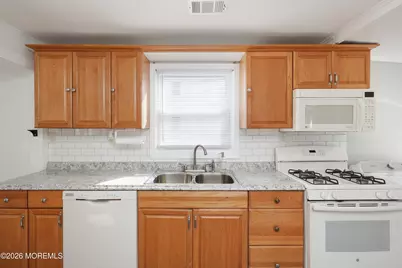 16 E Long Branch Avenue, Ocean Gate, NJ 08740 - Photo 10