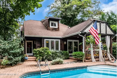 85 Valley Avenue, Highlands, NJ 07732 - Photo 32