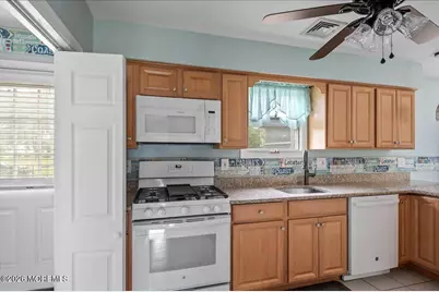 14 Maine Street, Toms River Township, NJ 08753 - Photo 16