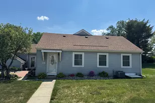 56 Largo San Nicola, Freehold, NJ 07728 - Photo 2