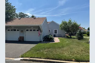 56 Largo San Nicola #A, Freehold, NJ 07728 - Photo 4