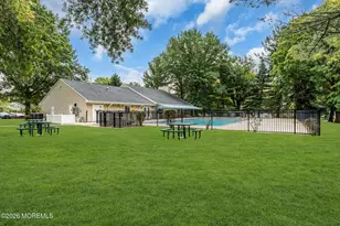 12 Snowburry Ct, Red Bank, NJ 07701 - Photo 18