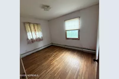 574 Hopping Road, Belford, NJ 07718 - Photo 20