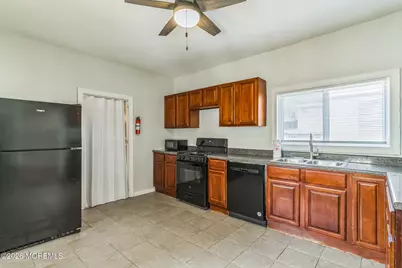 192 Broad Street #1, Keyport, NJ 07735 - Photo 2