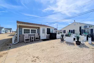 25 E Cormorant Way, Lavallette, NJ 08735 - Photo 1