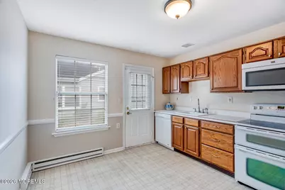 13 Turnbridge Row, Manchester Township, NJ 08759 - Photo 6