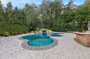 14 Huxley Ct, Marlboro Township, NJ 07746 - Photo 12