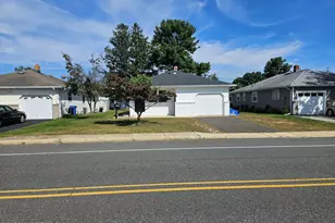 503 Jamaica Blvd, Toms River Township, NJ 08757 - Photo 2