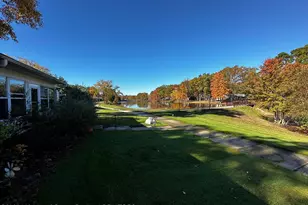 106 E Edinburgh Ln, Lakewood, NJ 08701 - Photo 8