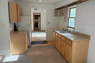 15 Allston Rd, Kendall Park, NJ 08824 - Photo 4