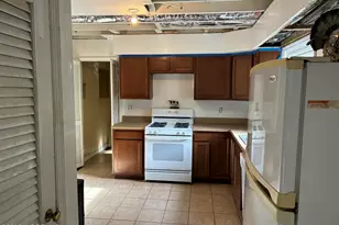 15 Allston Rd, Kendall Park, NJ 08824 - Photo 6