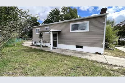 33 Bucknell Drive, Toms River Township, NJ 08757 - Photo 4