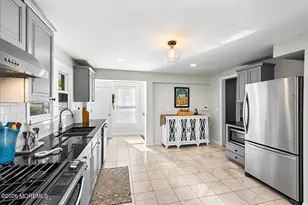 102 W Main St, Freehold, NJ 07728 - Photo 12
