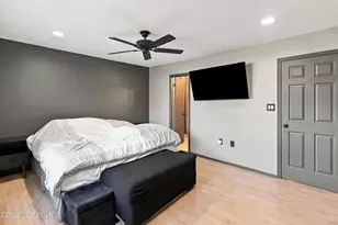 369 McDowell Dr, East Brunswick Township, NJ 08816 - Photo 16