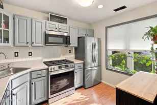 369 McDowell Dr, East Brunswick Township, NJ 08816 - Photo 10