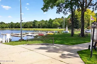102 Edinburgh Ln, Lakewood, NJ 08701 - Photo 22