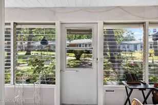 102 Edinburgh Ln, Lakewood, NJ 08701 - Photo 18