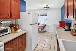 102 Edinburgh Ln, Lakewood, NJ 08701 - Photo 10