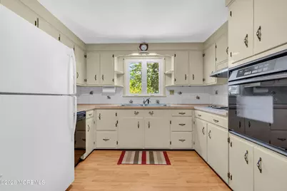 2110 Kilkare Parkway, Point Pleasant, NJ 08742 - Photo 14