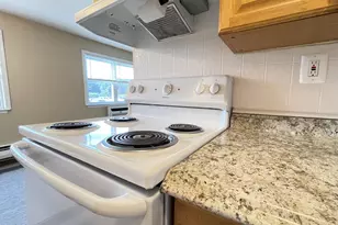 35 Manchester Ct, Freehold, NJ 07728 - Photo 6