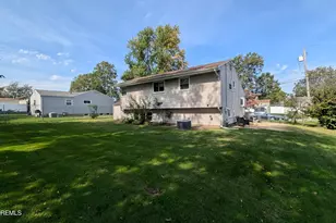 13 Fairview Ln, Hazlet Township, NJ 07730 - Photo 22