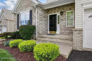 155 Scarborough Way, Marlboro Township, NJ 07746 - Photo 6