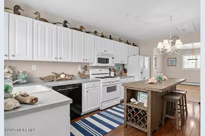 13 Venezia Street, Toms River Township, NJ 08757 - Photo 8