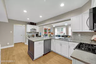11 Yellowstone Ln, Howell Township, NJ 07731 - Photo 16