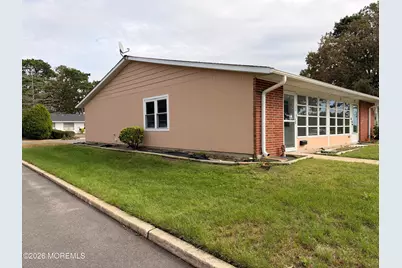 670A New Castle Court, Lakewood, NJ 08701 - Photo 2