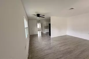 670A New Castle Ct, Lakewood, NJ 08701 - Photo 8