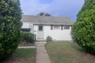 17 Pearce Ave, Eatontown, NJ 07724 - Photo 1