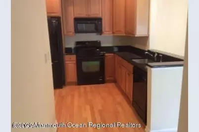 235 Sophee Lane, Lakewood, NJ 08701 - Photo 4