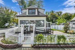 252 Port Monmouth Rd, Middletown, NJ 07748 - Photo 1