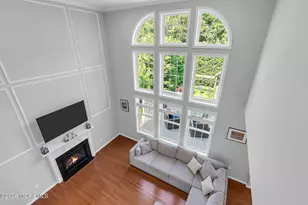 27 Bristol Rd, Manalapan Township, NJ 07726 - Photo 4