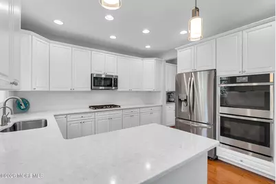 27 Bristol Road, Manalapan Township, NJ 07726 - Photo 10