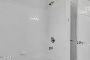 27 Bristol Rd, Manalapan Township, NJ 07726 - Photo 28