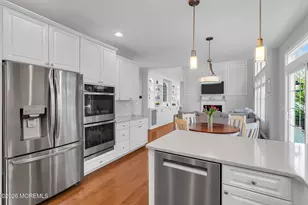 27 Bristol Rd, Manalapan Township, NJ 07726 - Photo 8